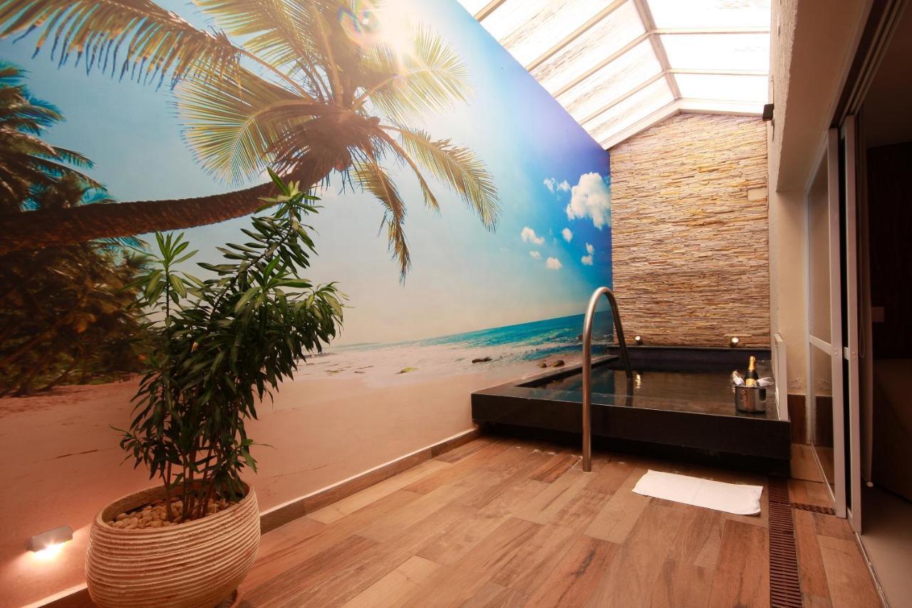 Lessence Hotel